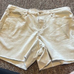 Off white Nicole miller New York size 14